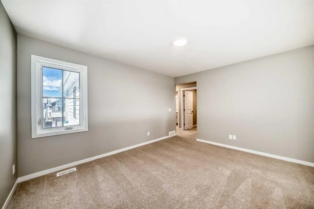 103 Mercado Crescent SE