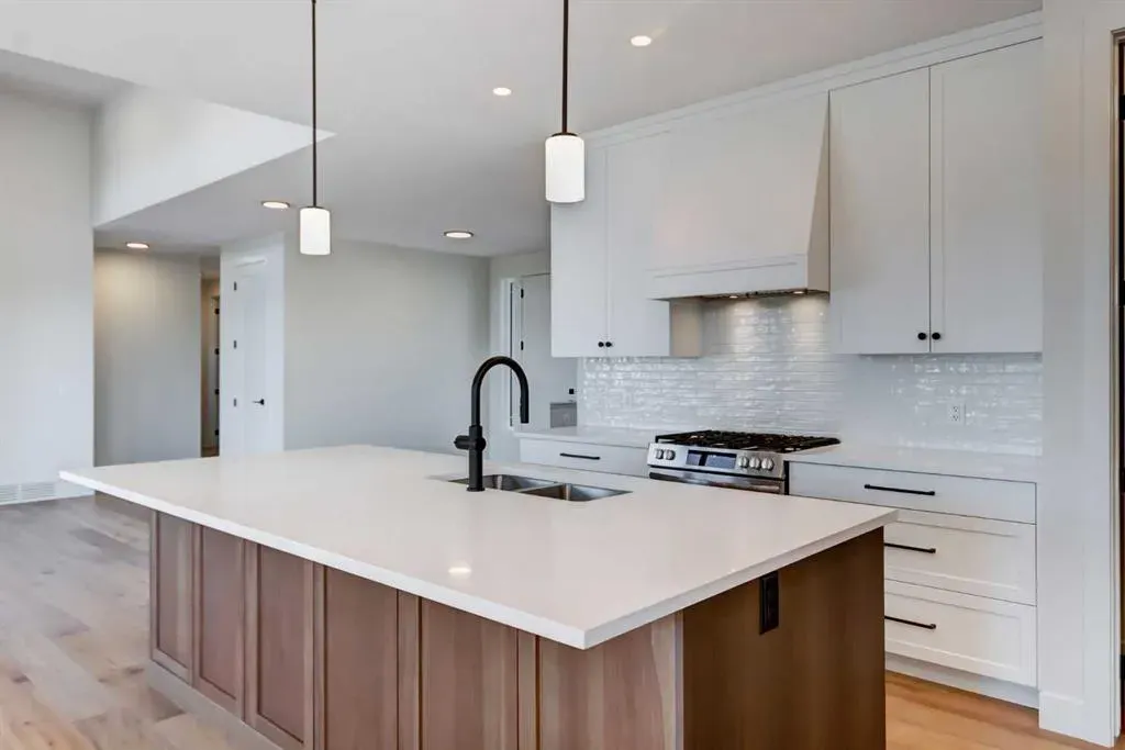 819 Green Haven Close