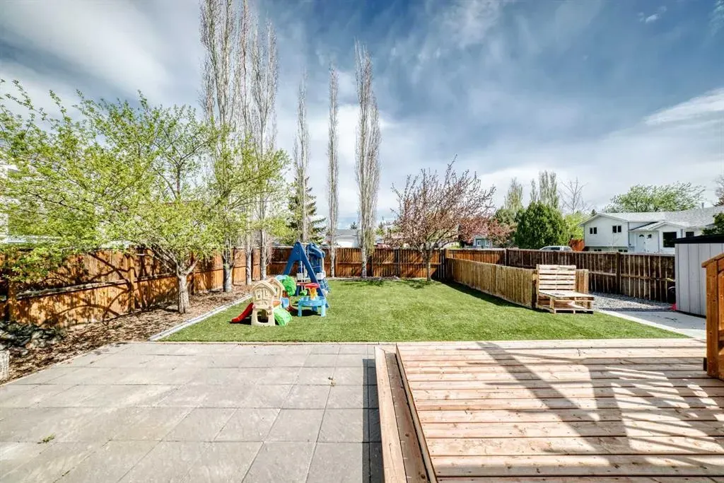 26 Green Meadow Drive