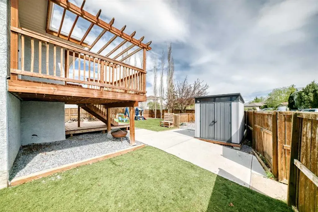 26 Green Meadow Drive