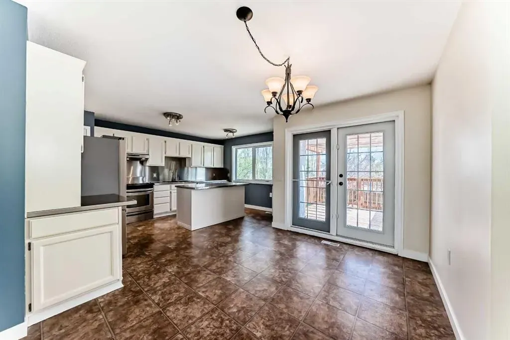 26 Green Meadow Drive