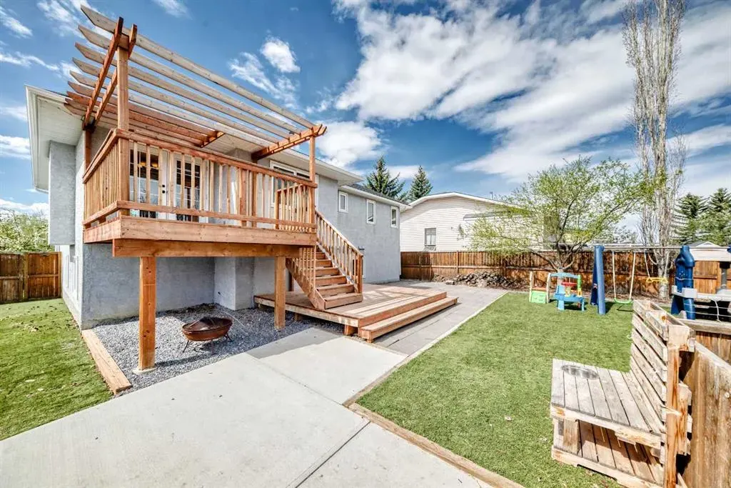 26 Green Meadow Drive