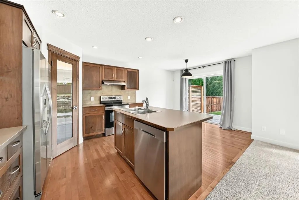 799 Tuscany Drive NW