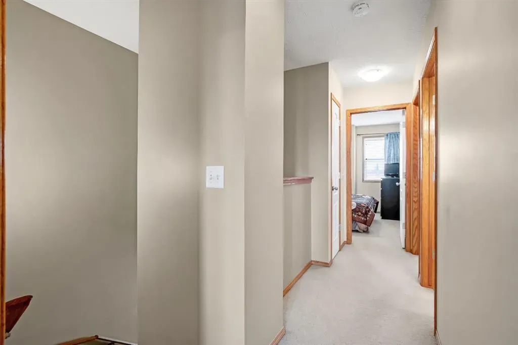 209 Strathcona Circle