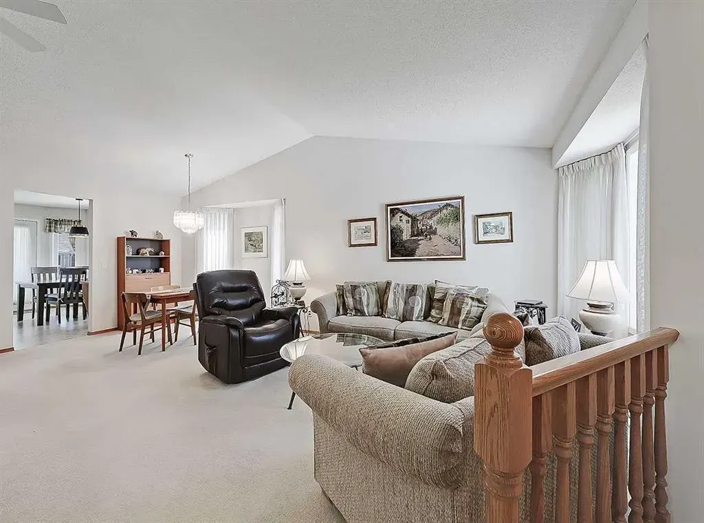 104 Riverside Place NW
