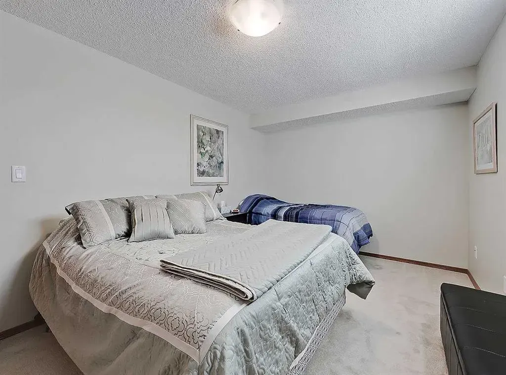 104 Riverside Place NW