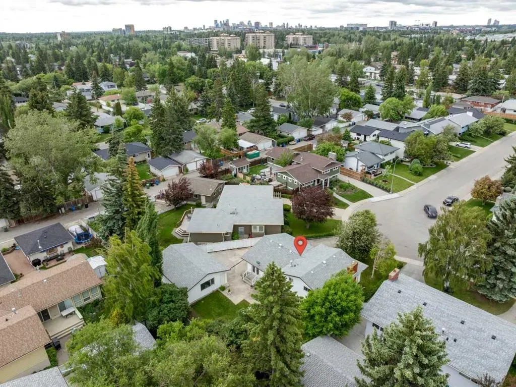 5036 Vallance Crescent NW