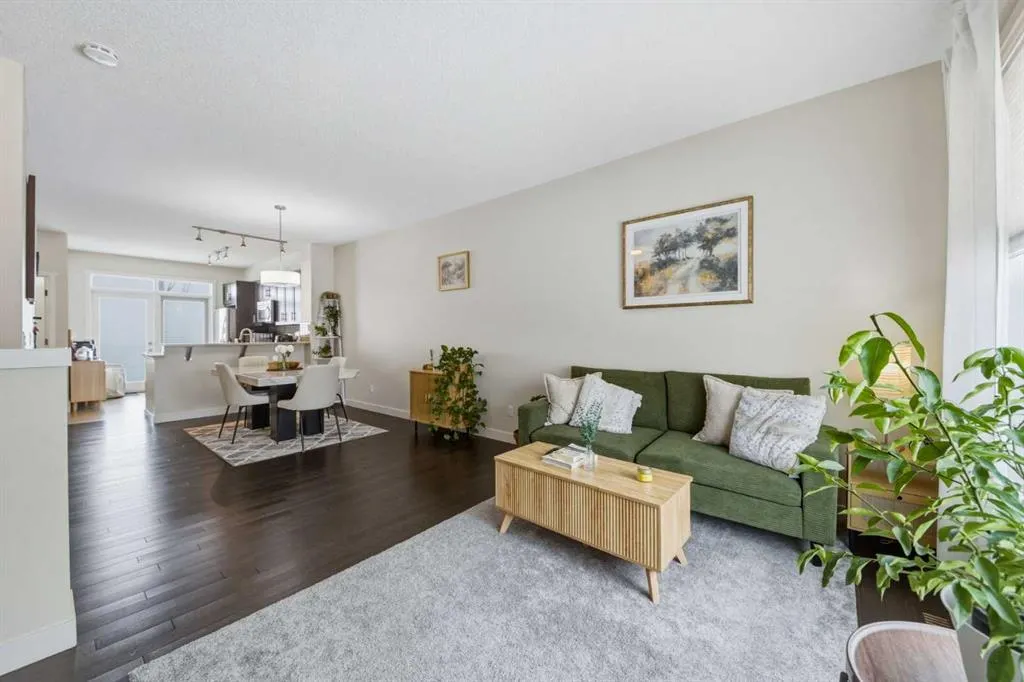 214 Nolanfield Villas NW