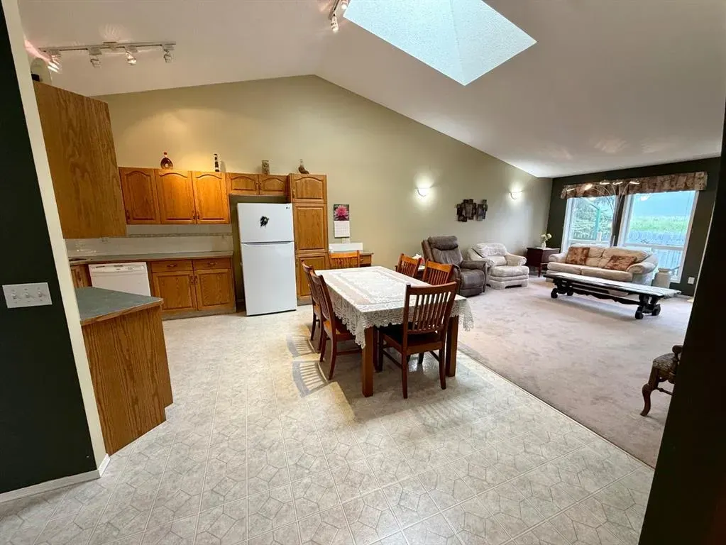 211 Baker Creek Place SW