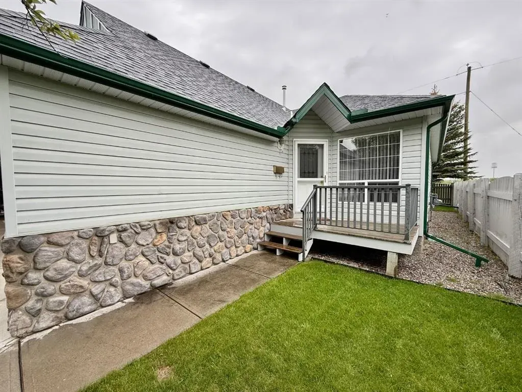 211 Baker Creek Place SW