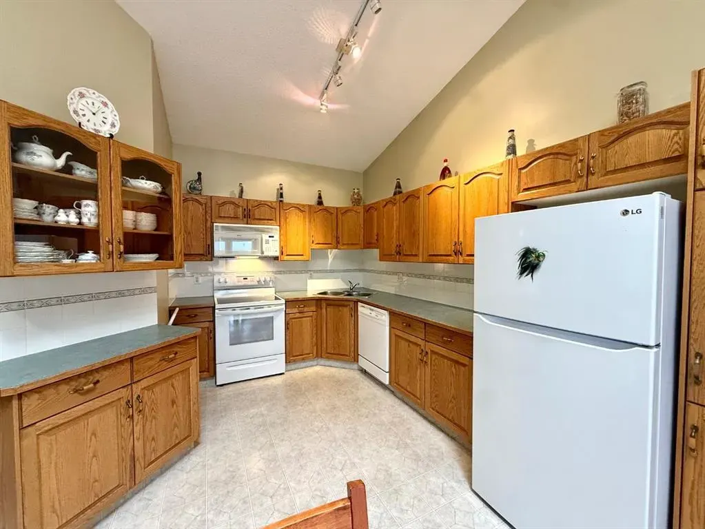 211 Baker Creek Place SW