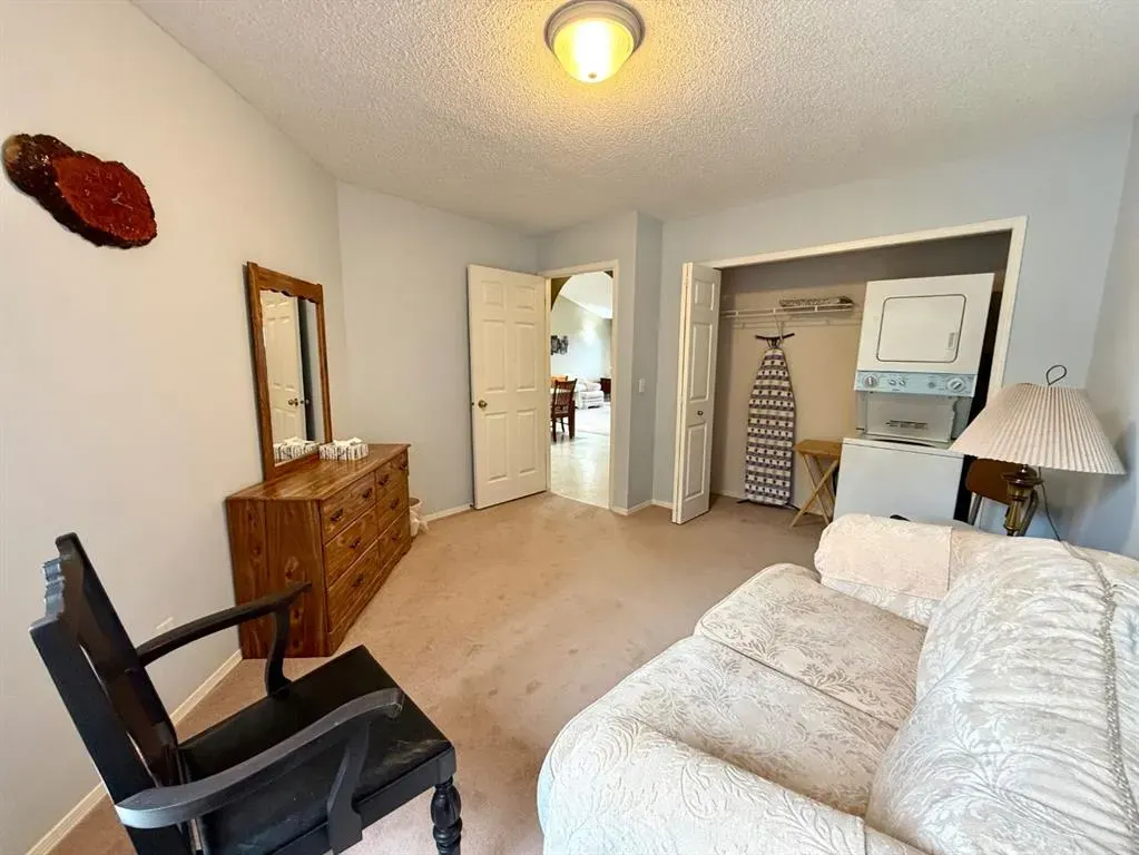 211 Baker Creek Place SW