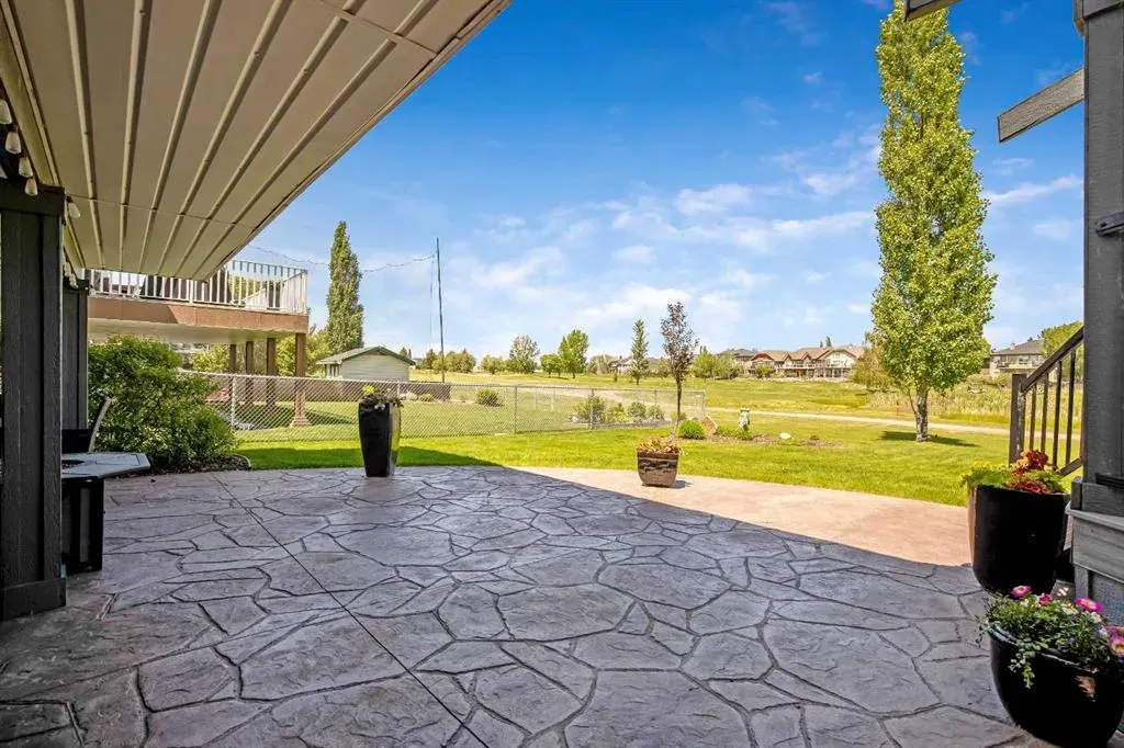 1120 High Country Drive NW