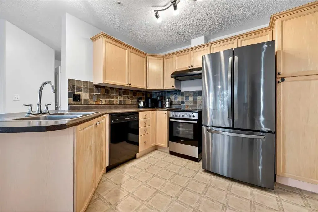 369 Rocky Vista Park NW #332