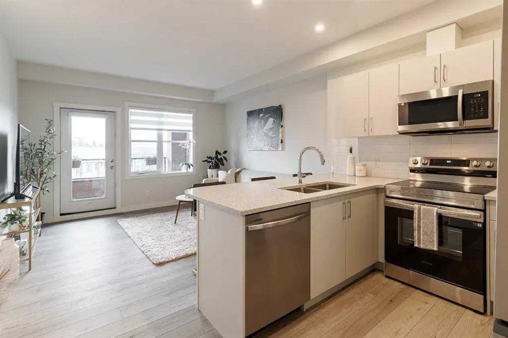 81 Arbour Lake View NW #1416