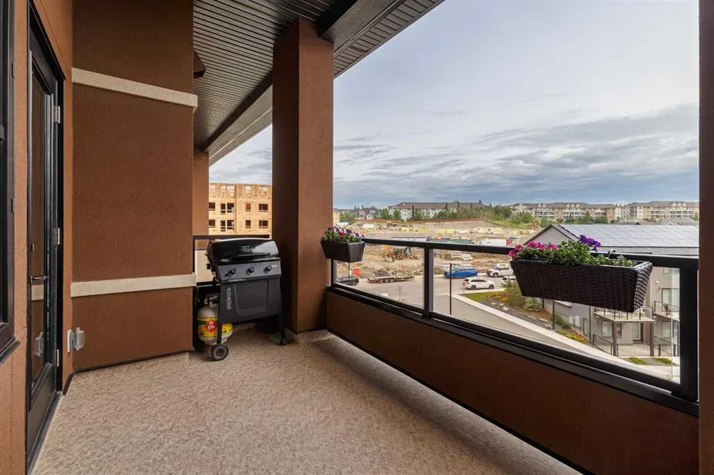 81 Arbour Lake View NW #1416