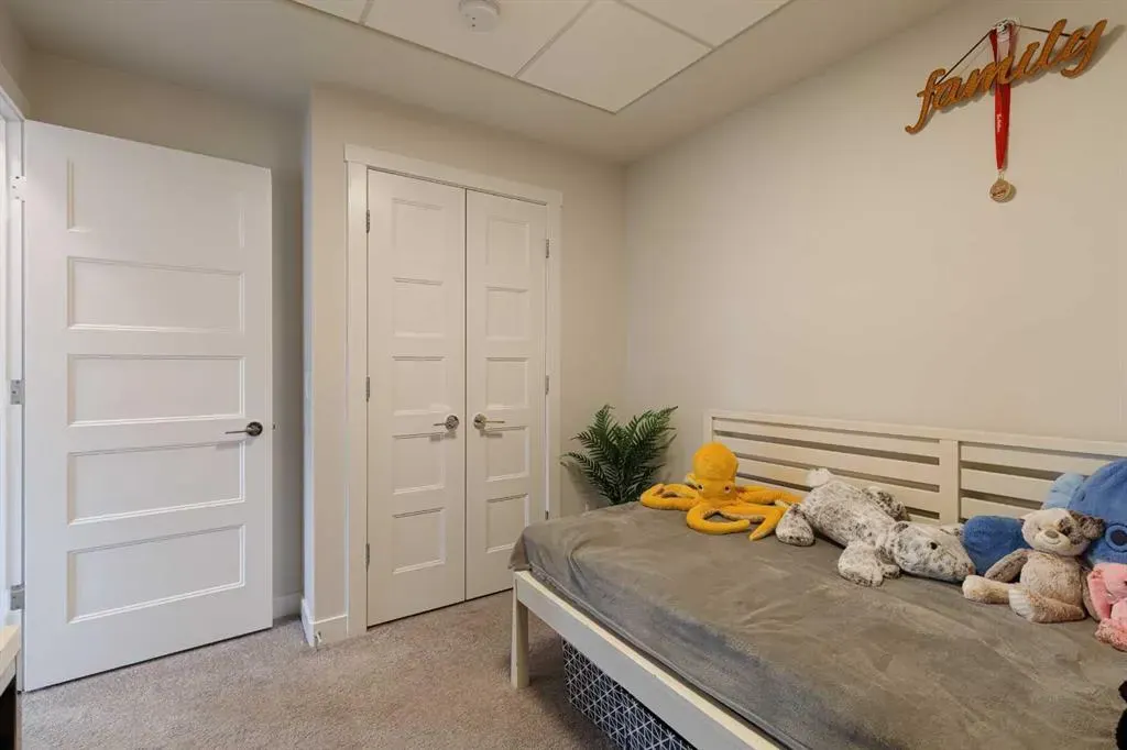 81 Arbour Lake View NW #1416