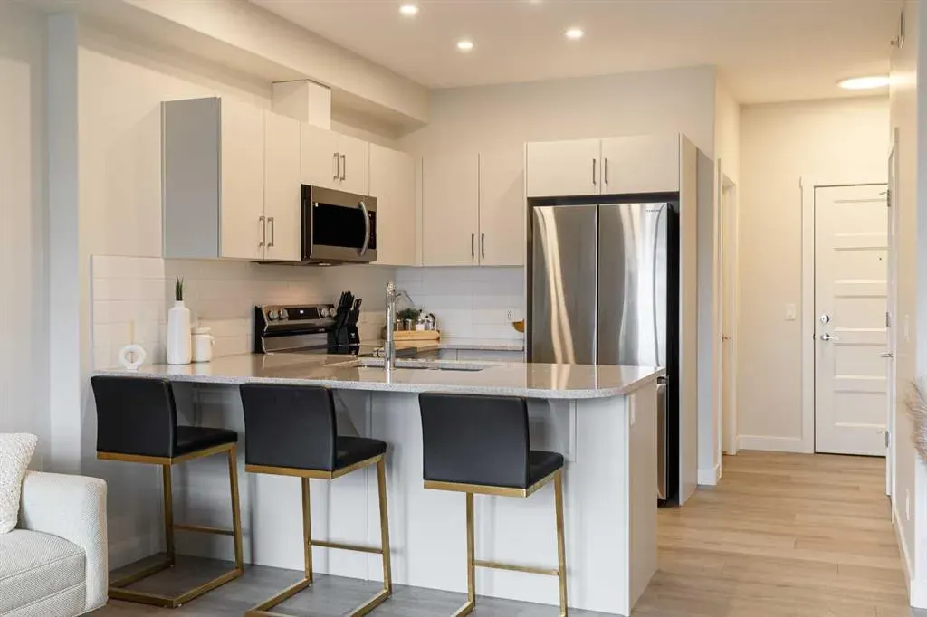 81 Arbour Lake View NW #1416