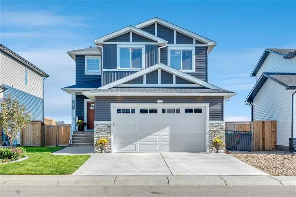 835 Lakewood Circle