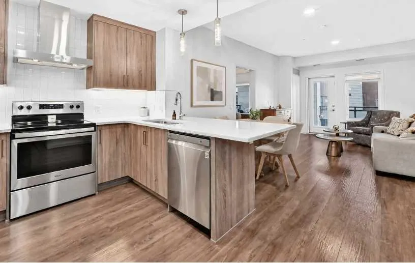 12 Mahogany Path SE #208