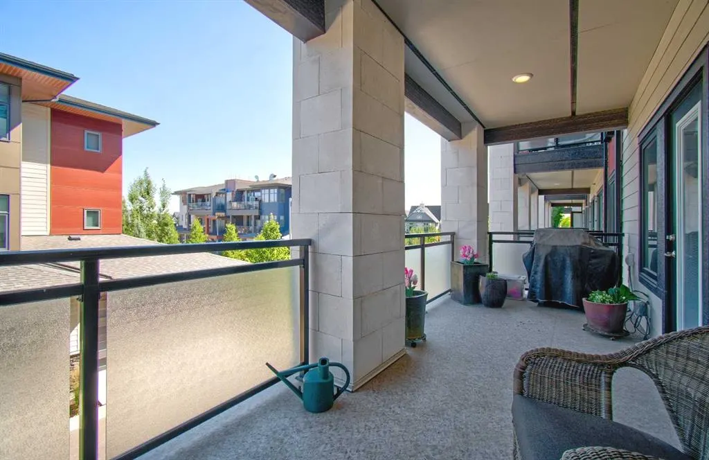 12 Mahogany Path SE #208