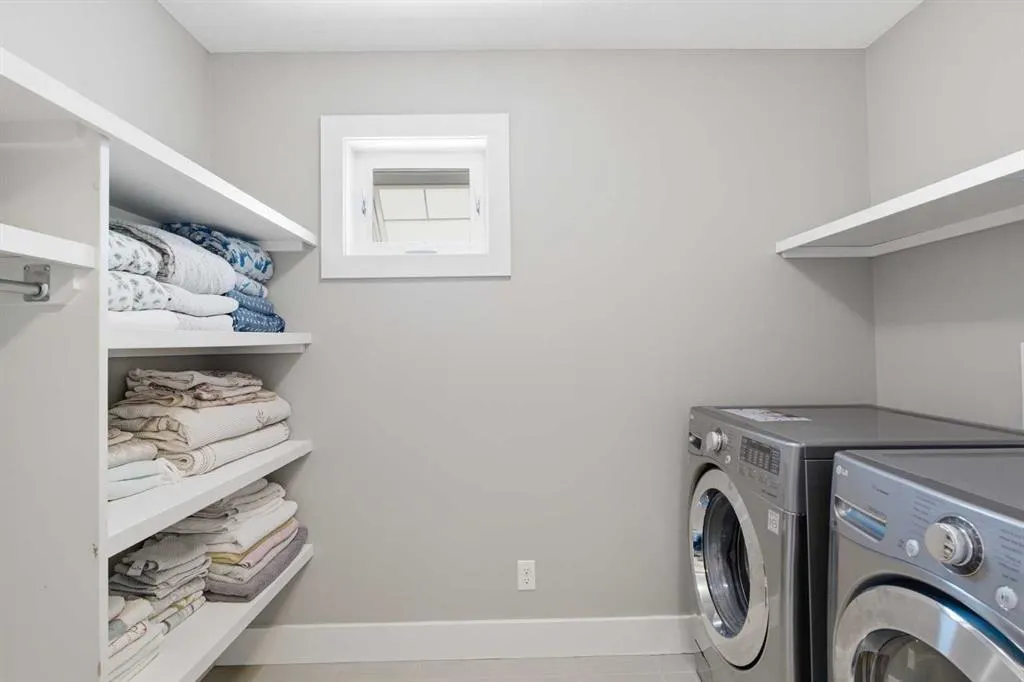 11 MARQUIS Crescent SE
