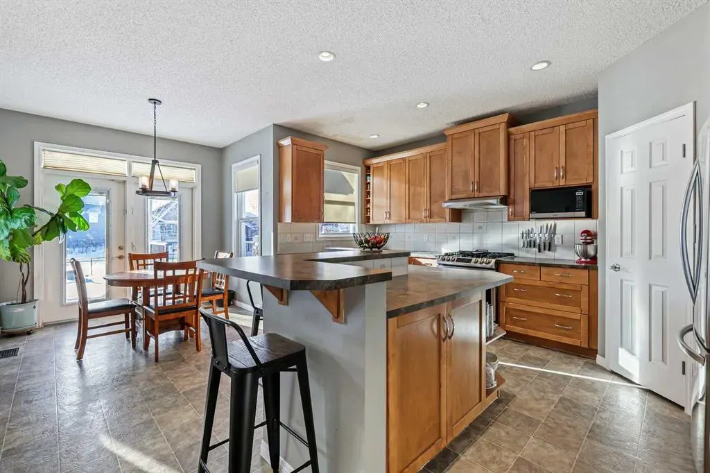 716 Boulder Creek Drive SE
