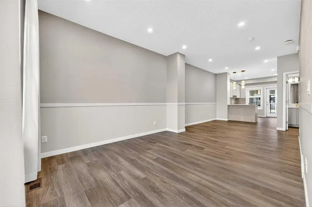 589 Mahogany Road SE