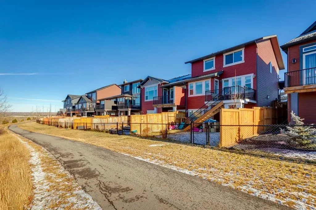 57 Crestridge Bay SW