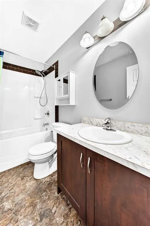 325 Evanspark Gardens NW