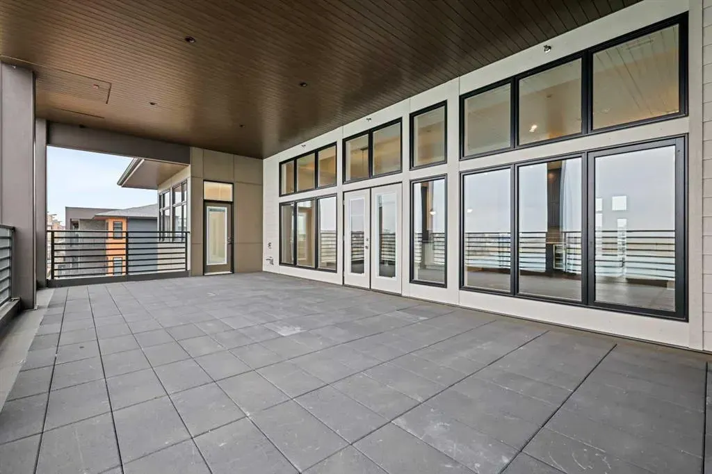 170 Marina Cove SE #302