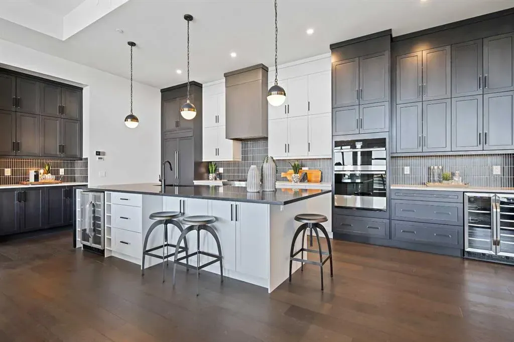 170 Marina Cove SE #302