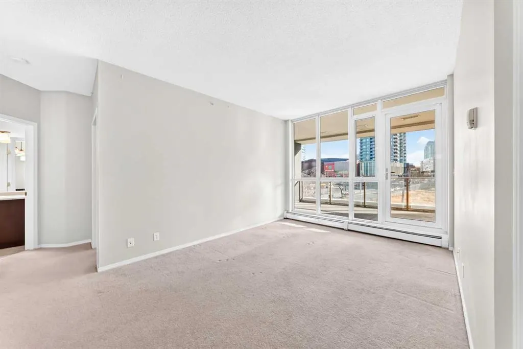 325 3 Street SE #206