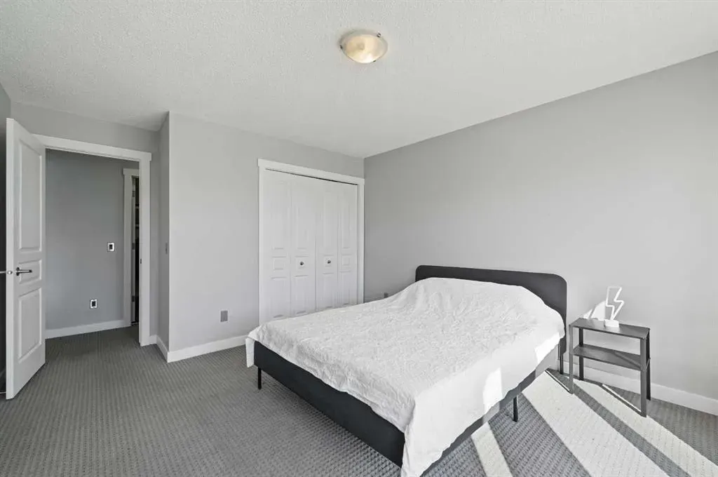 211 Aspen Stone Boulevard SW #2205