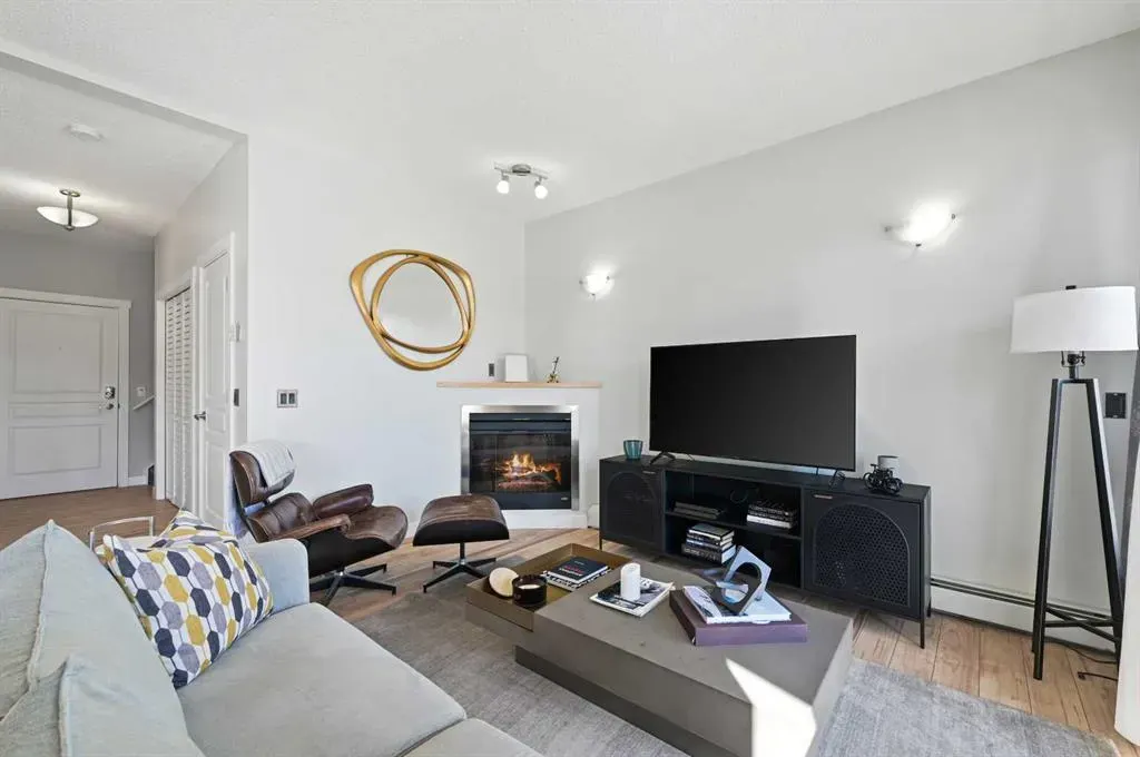 211 Aspen Stone Boulevard SW #2205