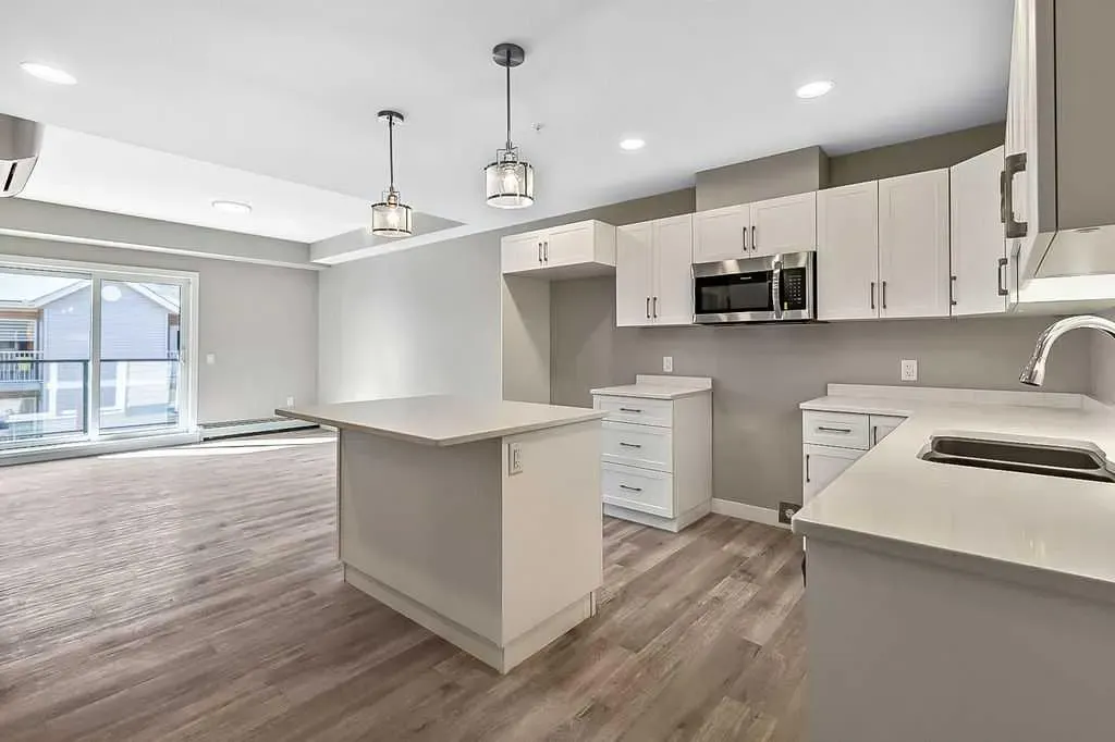 101 Willowridge Drive #201