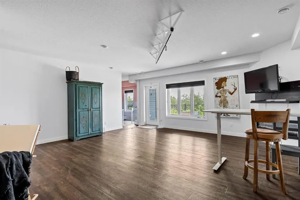 5446 Vista Trail