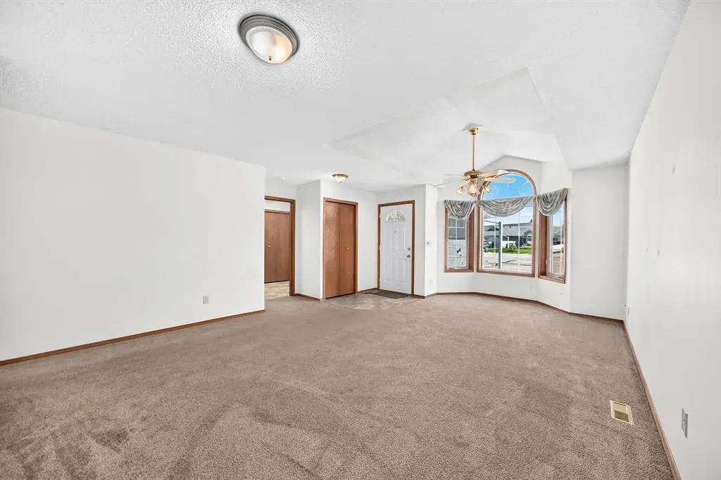 3 Parklane Place