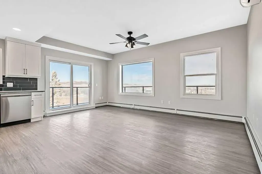 101 Willowridge Drive #204