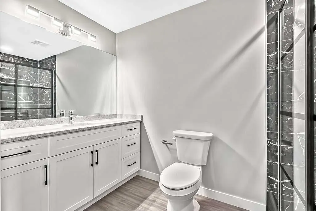 101 Willowridge Drive #204