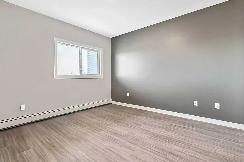 101 Willowridge Drive #204
