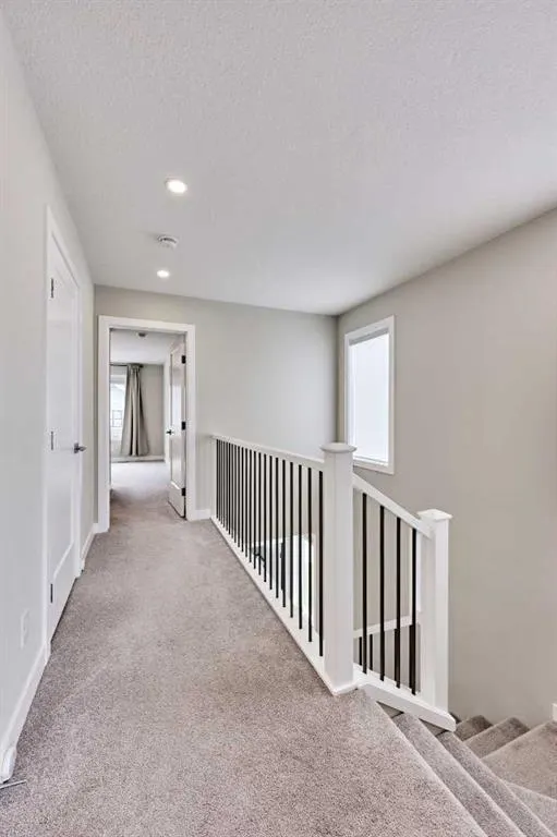 102 Crestridge Common SW