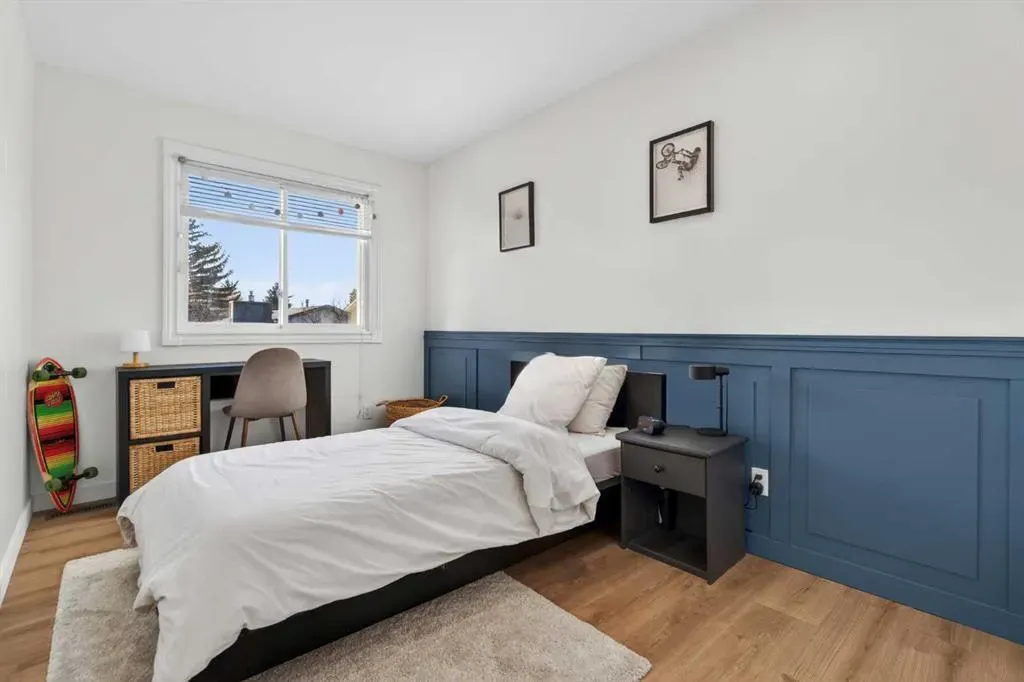 303 Woodside Place