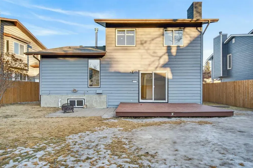 303 Woodside Place