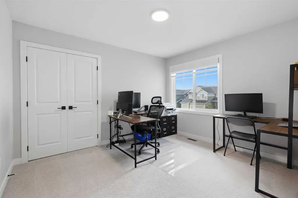20 Highwood Drive