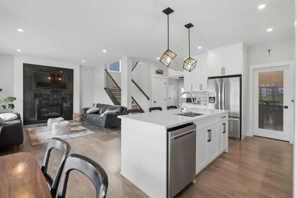 20 Highwood Drive