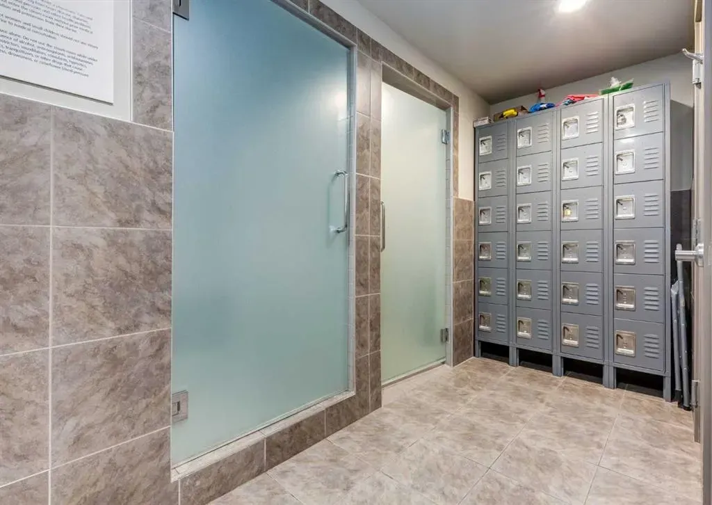 32 Varsity Estates Circle NW #408