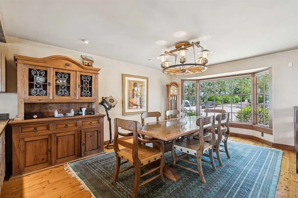 260097 Mountain Ridge Place
