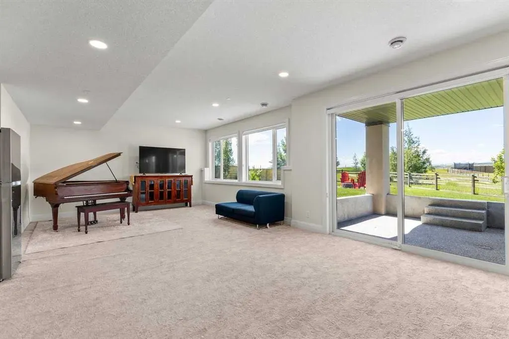90 Juneberry Heights
