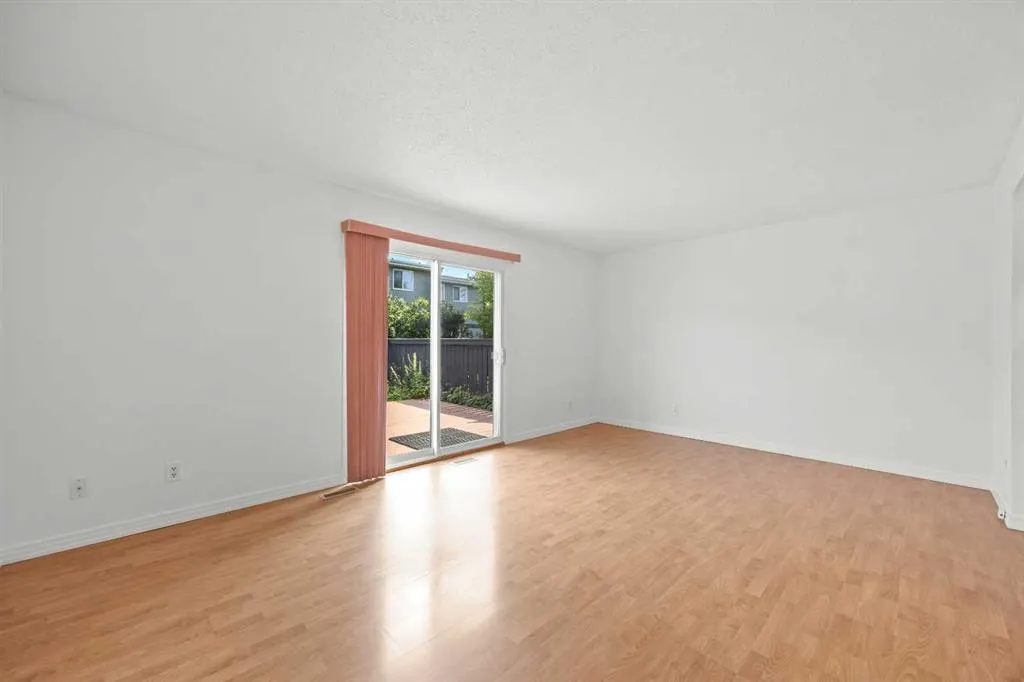 6223 31 Avenue NW #605